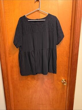 torrid Black Short Sleeve Tiered Eyelet Tunic